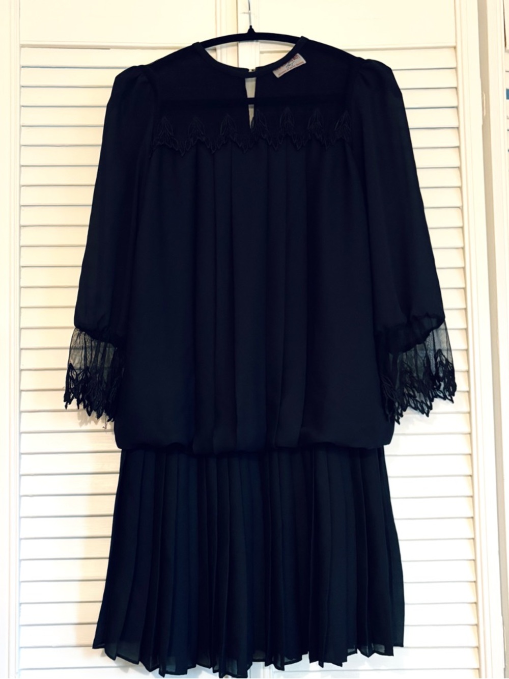Vintage 1980s Diamonds Run Black Pleated Flapper Dress